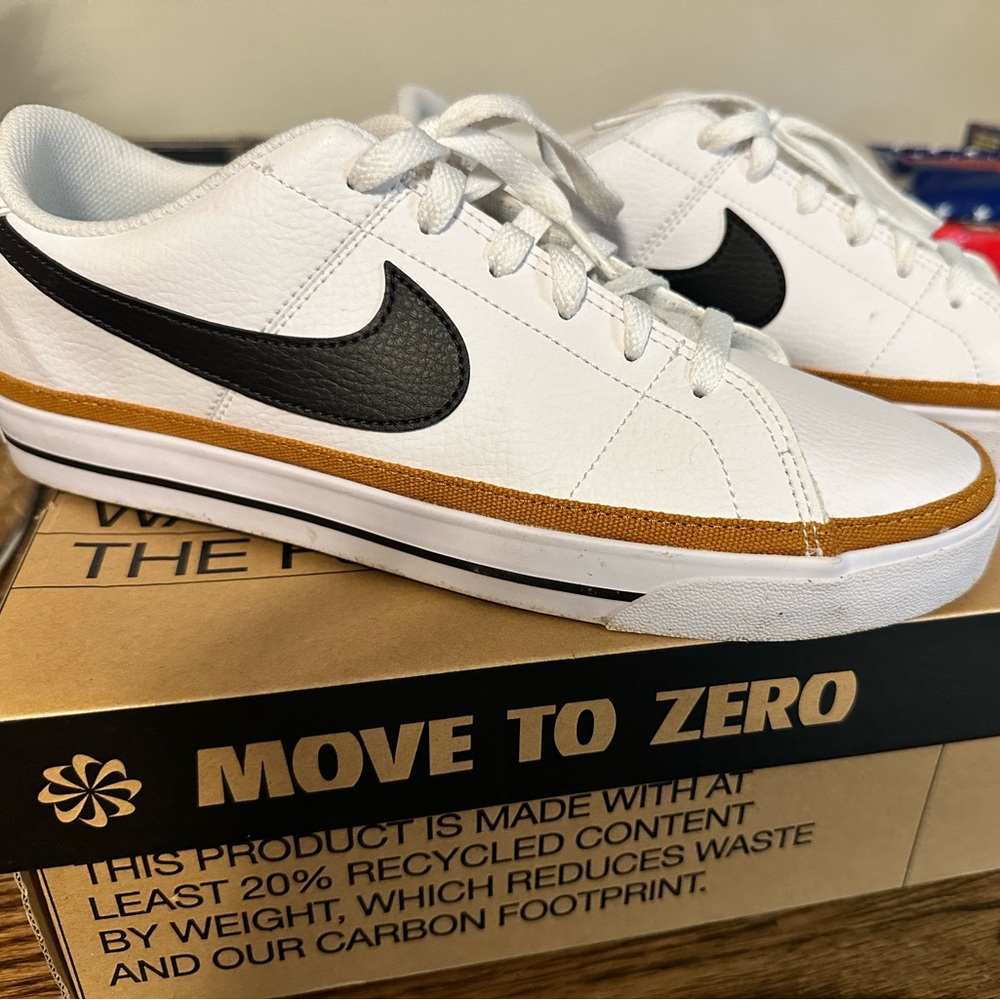 Women’s Nike Court Legacy sneakers. Size 10